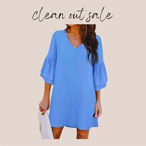 NEW‎ Light Blue Flowy Dress Bell Sleeves Size Medium